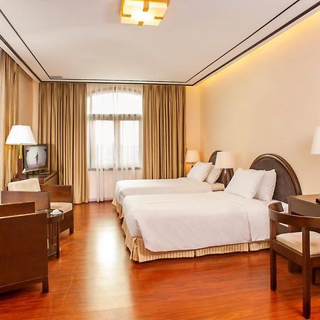 Garco Dragon Hotel Ханой Екстериор снимка